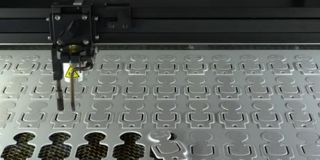 Shapes laser cutting with Ecocut Laser engraving material